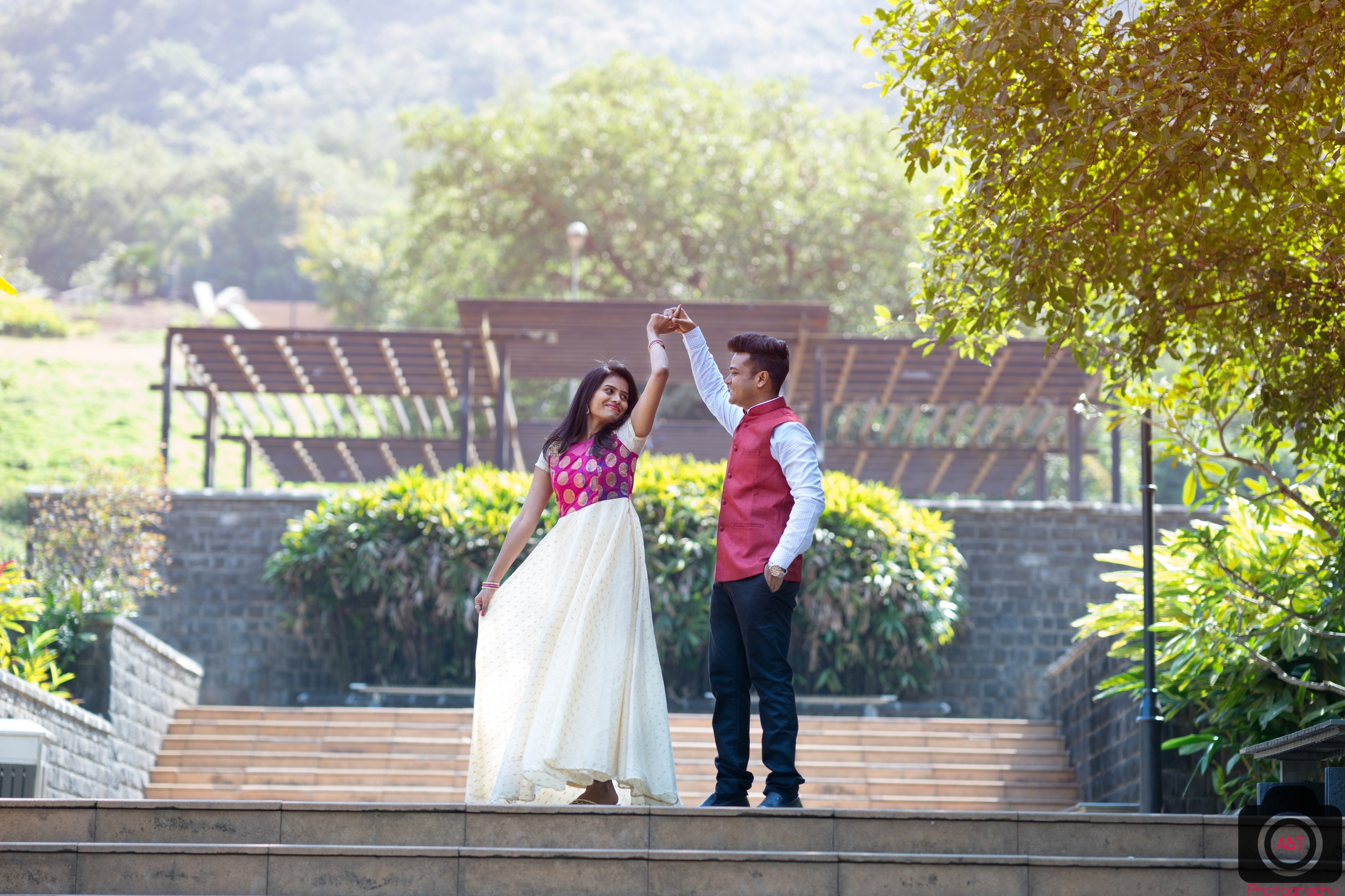 New Pre wedding Poses- in Pune-India-Lavasa