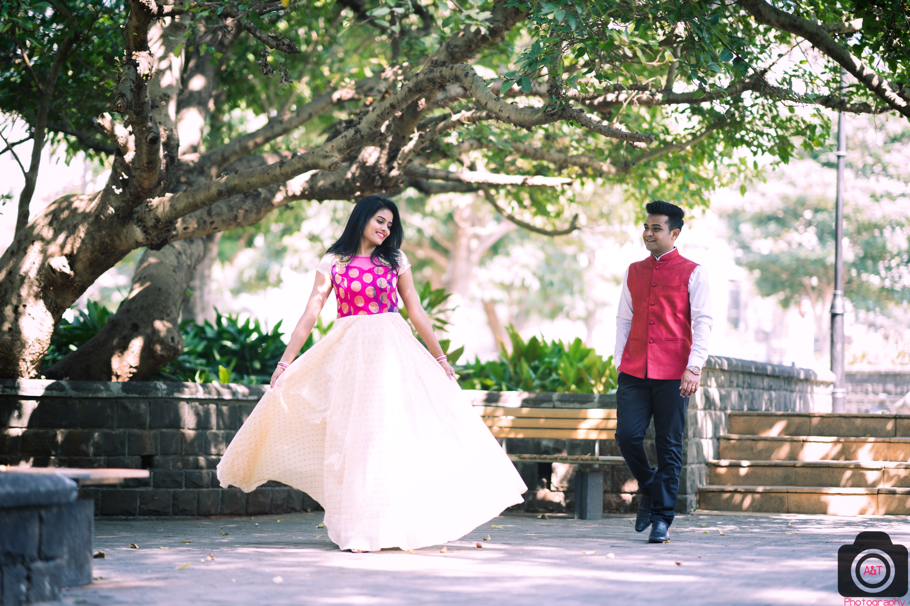 Elegant Pre wedding ideas from couple shoot in Lavasa-Pune-India