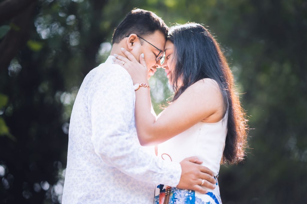 Intimate-Romantic-Pre wedding Photoshoot at Pashan Lake,Pune|Best Location for Prewedding photoshoot in Pune-India