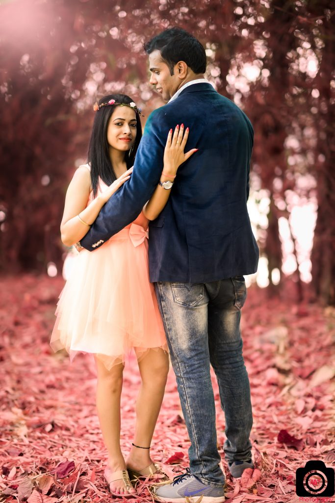 Shilki & Abhishek Pre wedding photoshoot in Pashan Lake Pune