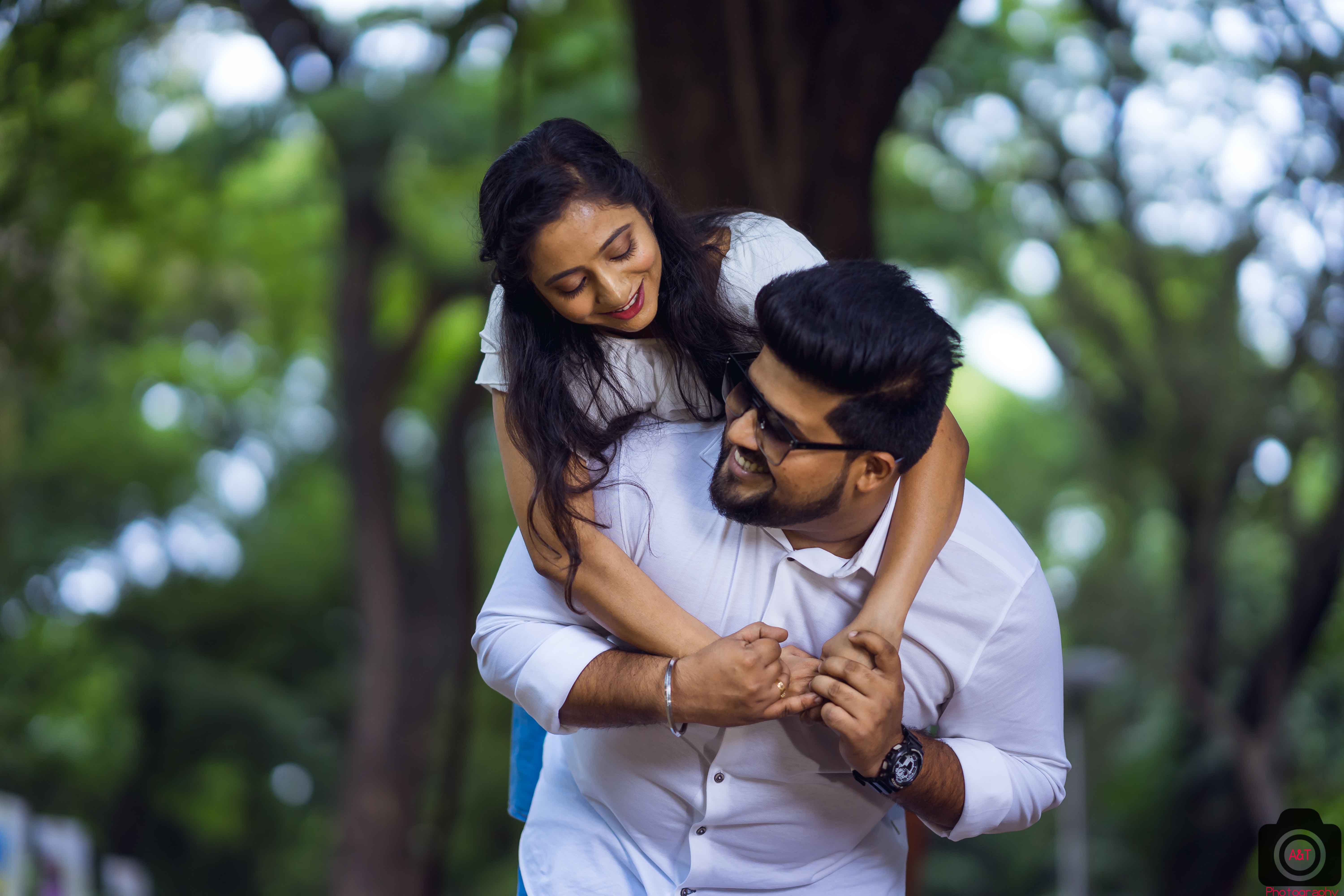 Namrata and Anuraj Romantic Pre wedding photoshoot in botanical garden, Pune, India