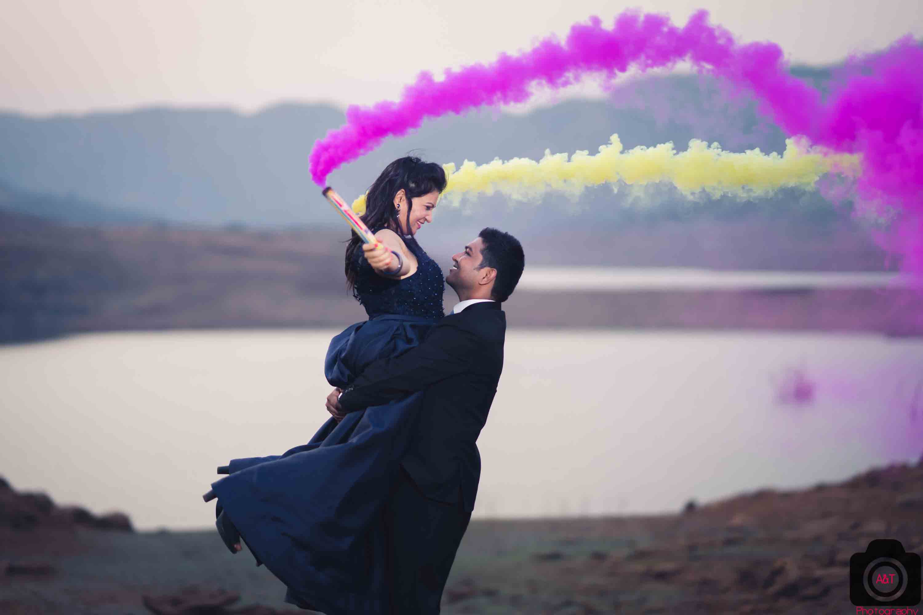 Ajit & Monika Pre Wedding in Lavasa pre wedding idea with smoke bomb