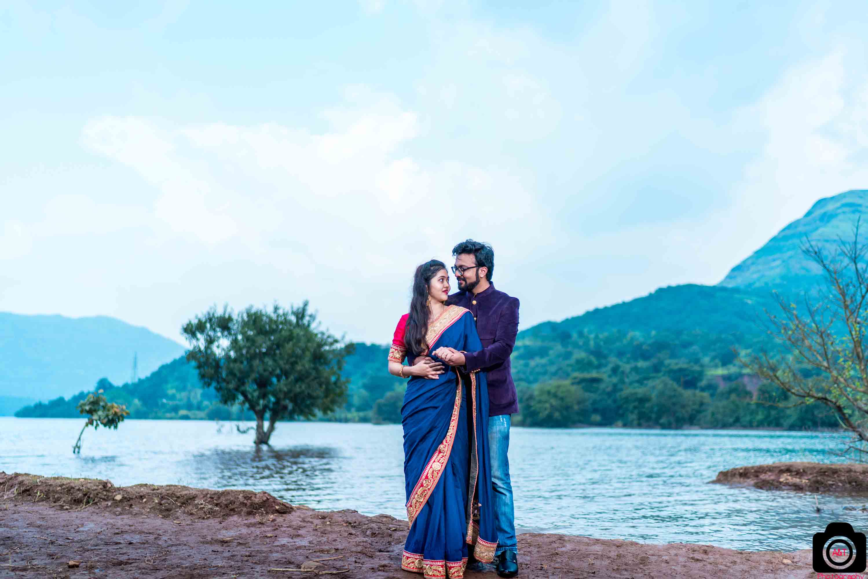 Prateek & Anushree Pre-wedding photoshoot | A&T Photography |Best Pre wedding photographer in Pune