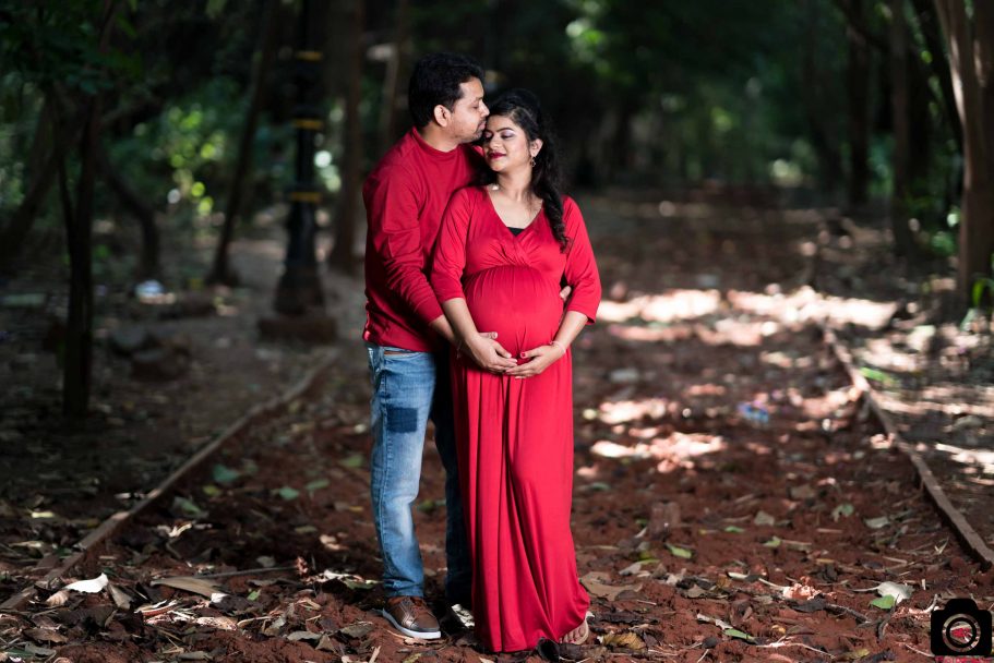 Maternity Photoshoot in Pune by A&T Photography-Best Wedding Photographer, India