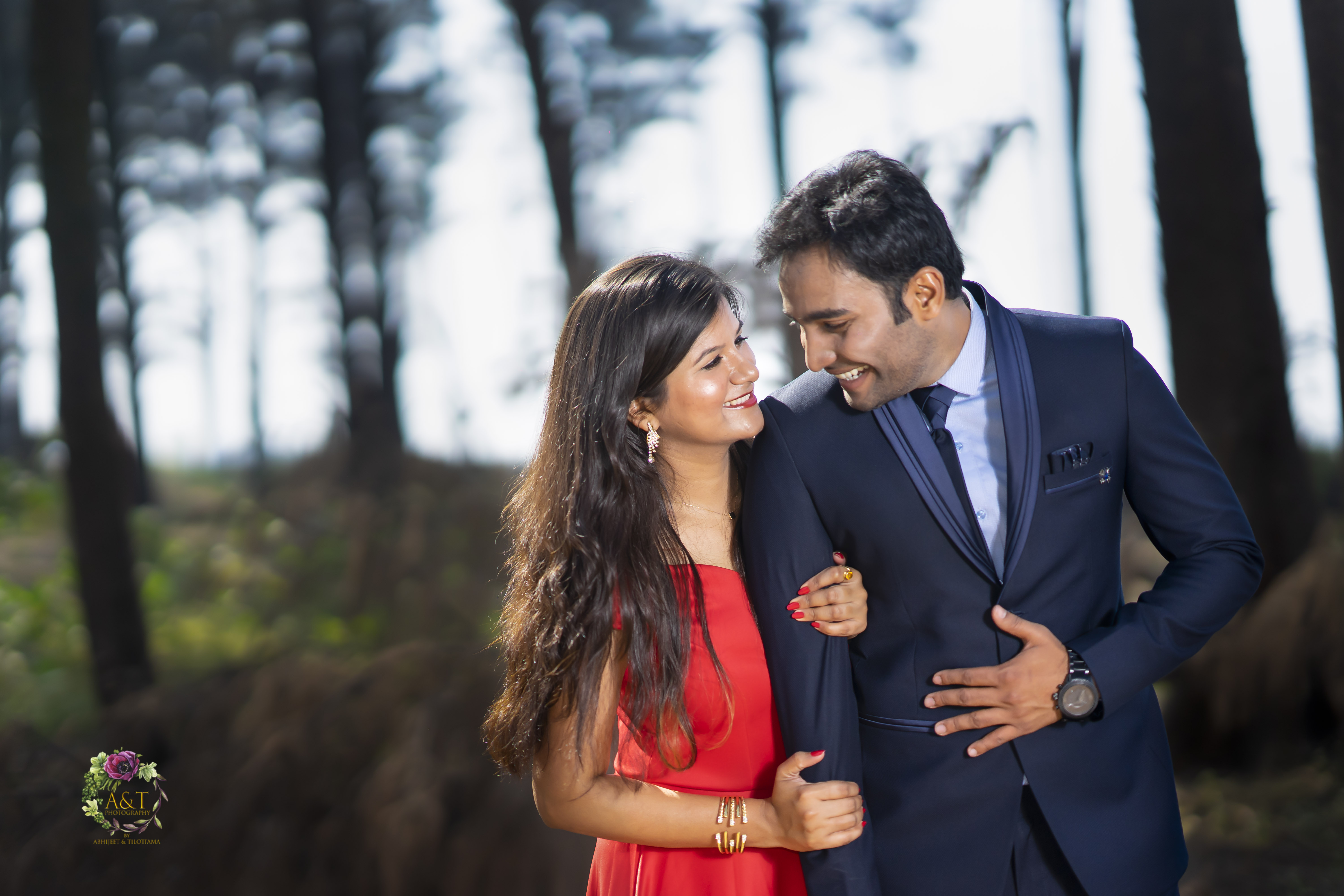 Nitin & Manika's Candid Pre-wedding Photography by Pune Photographer 