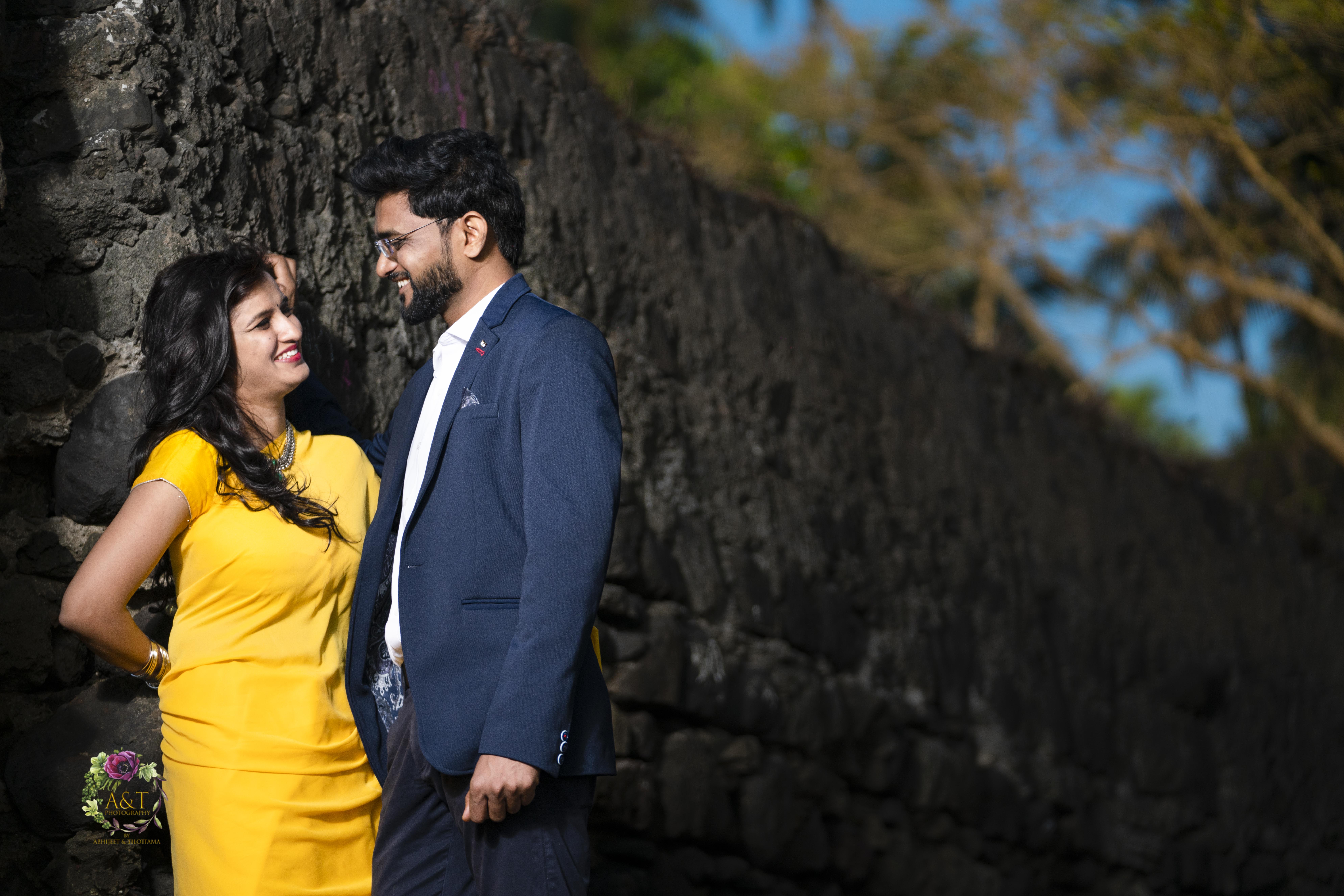 Romantic Pre-wedding Poses by best Wedding Photographer in Pune, India.