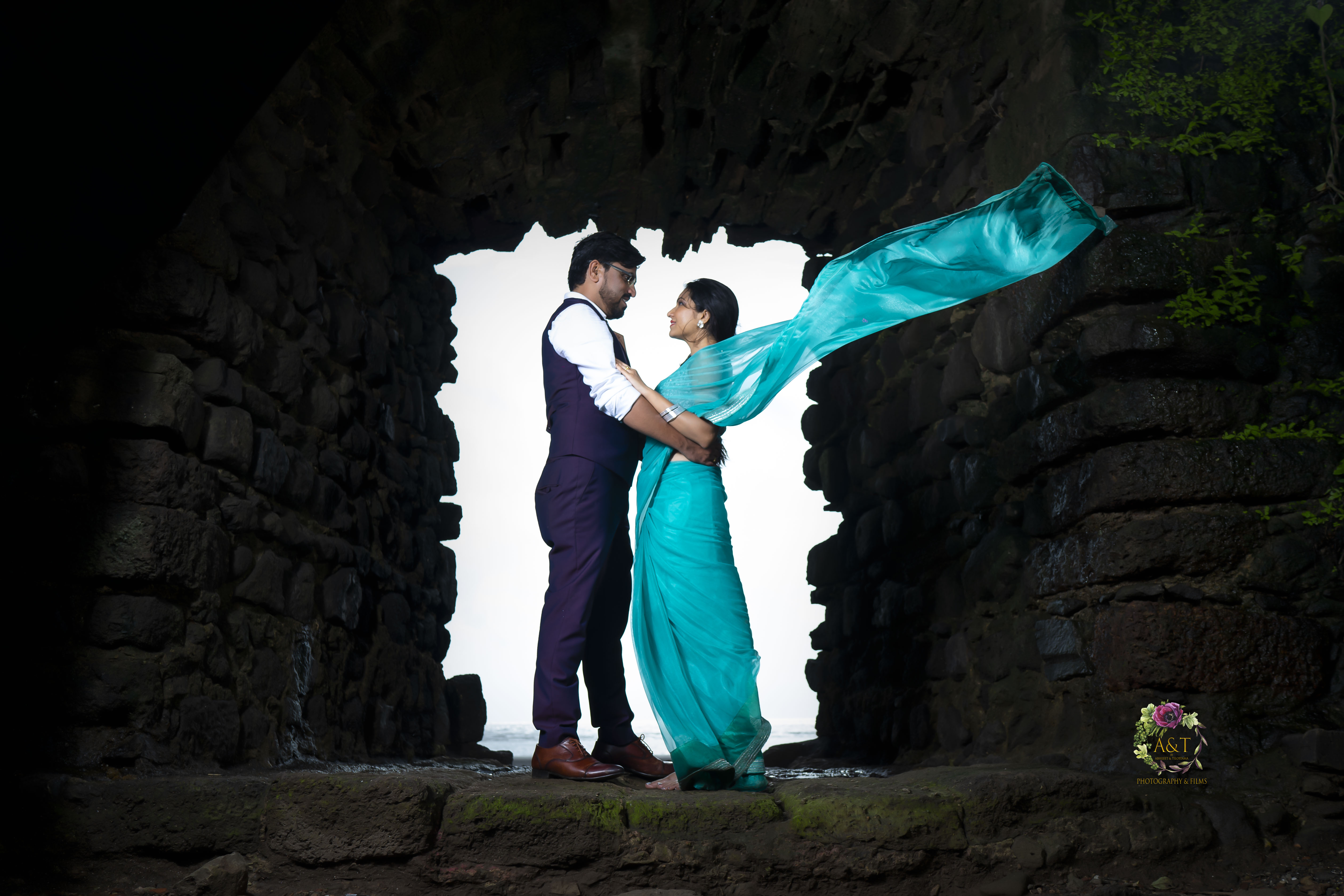 Beautiful Costumes for Pre-wedding Photoshoot