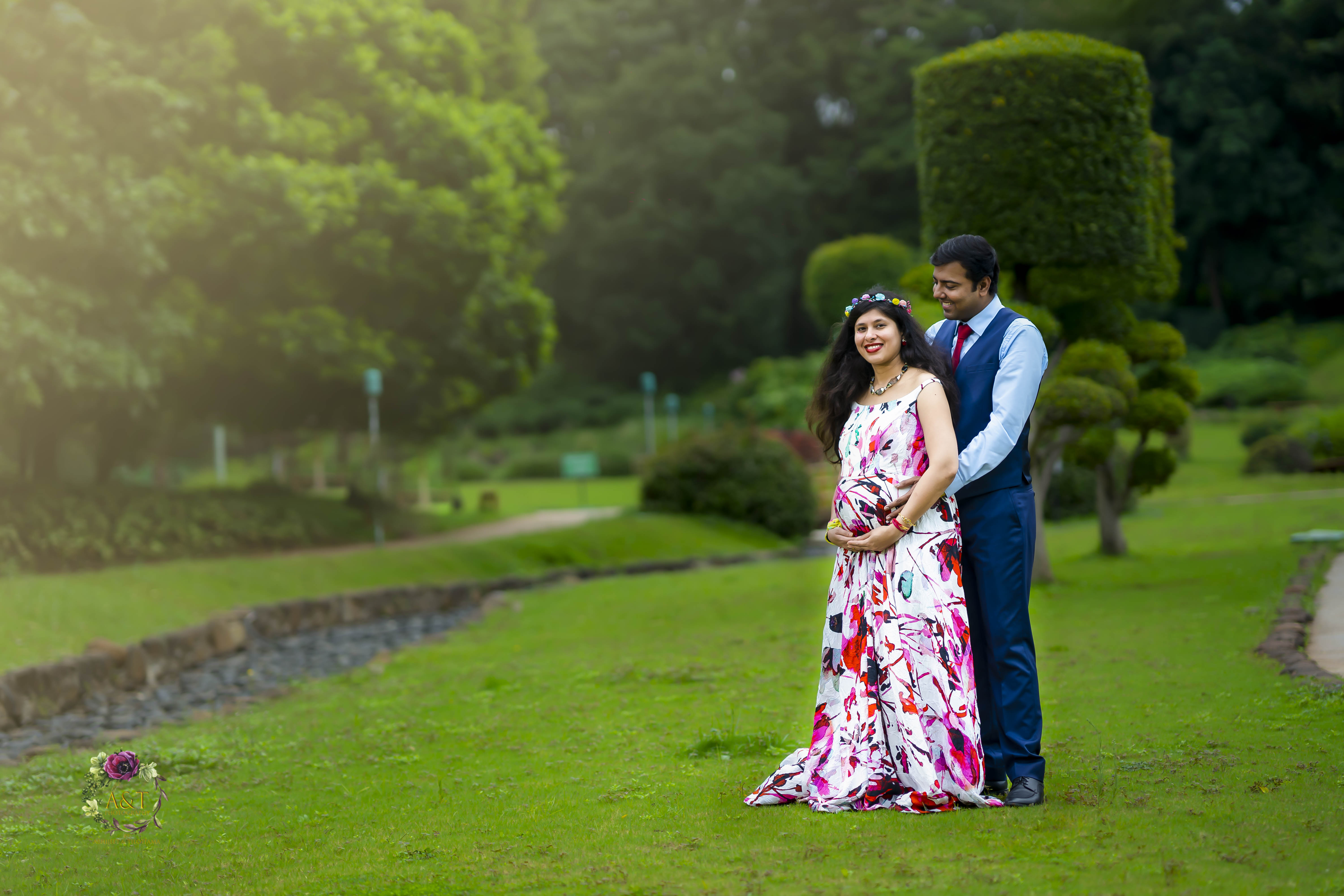 Maternity Photoshoot in Pune for Vaishali and Vishal