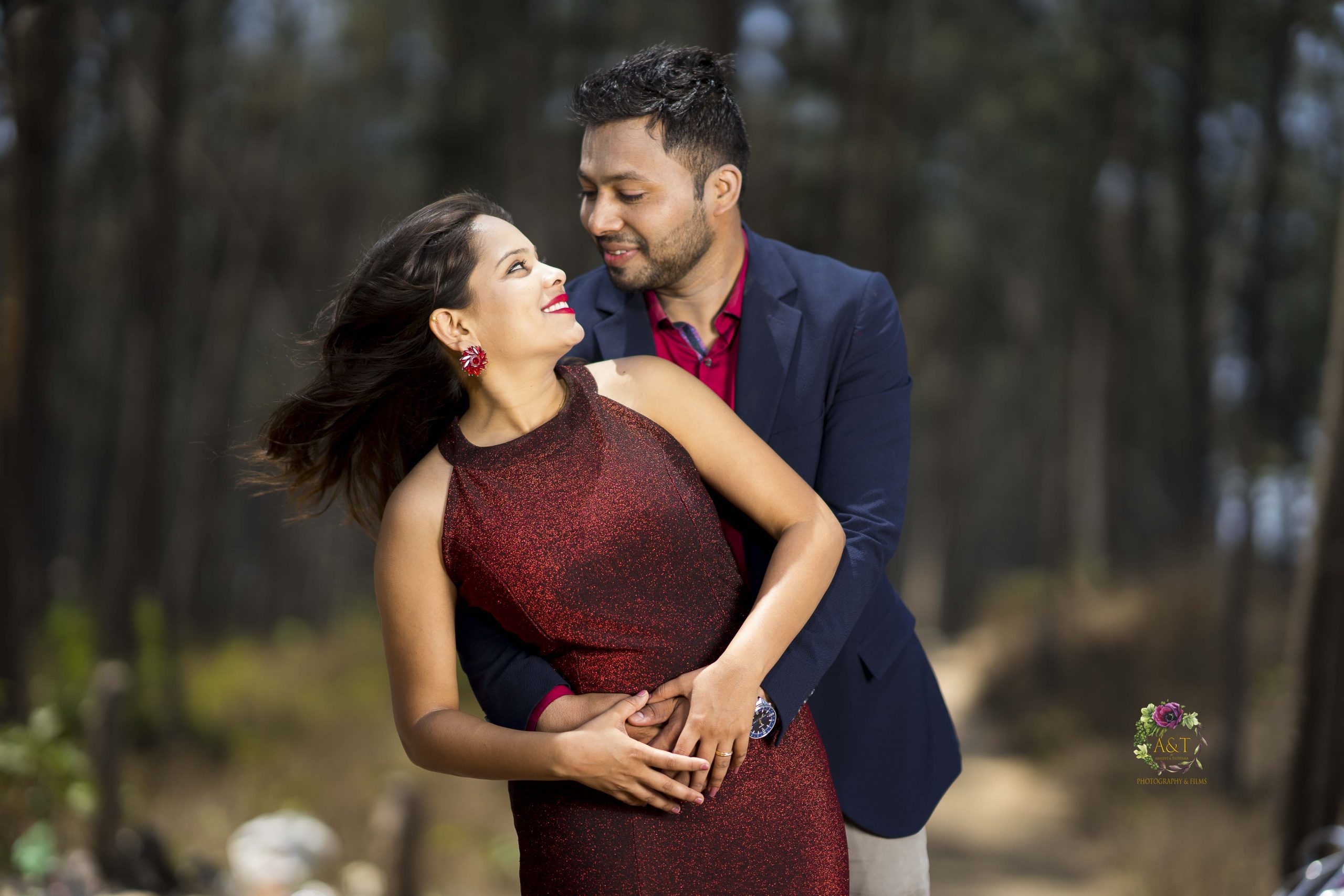 Cute Candid Wedding Poses For Couples That Have To Be Bookmarked