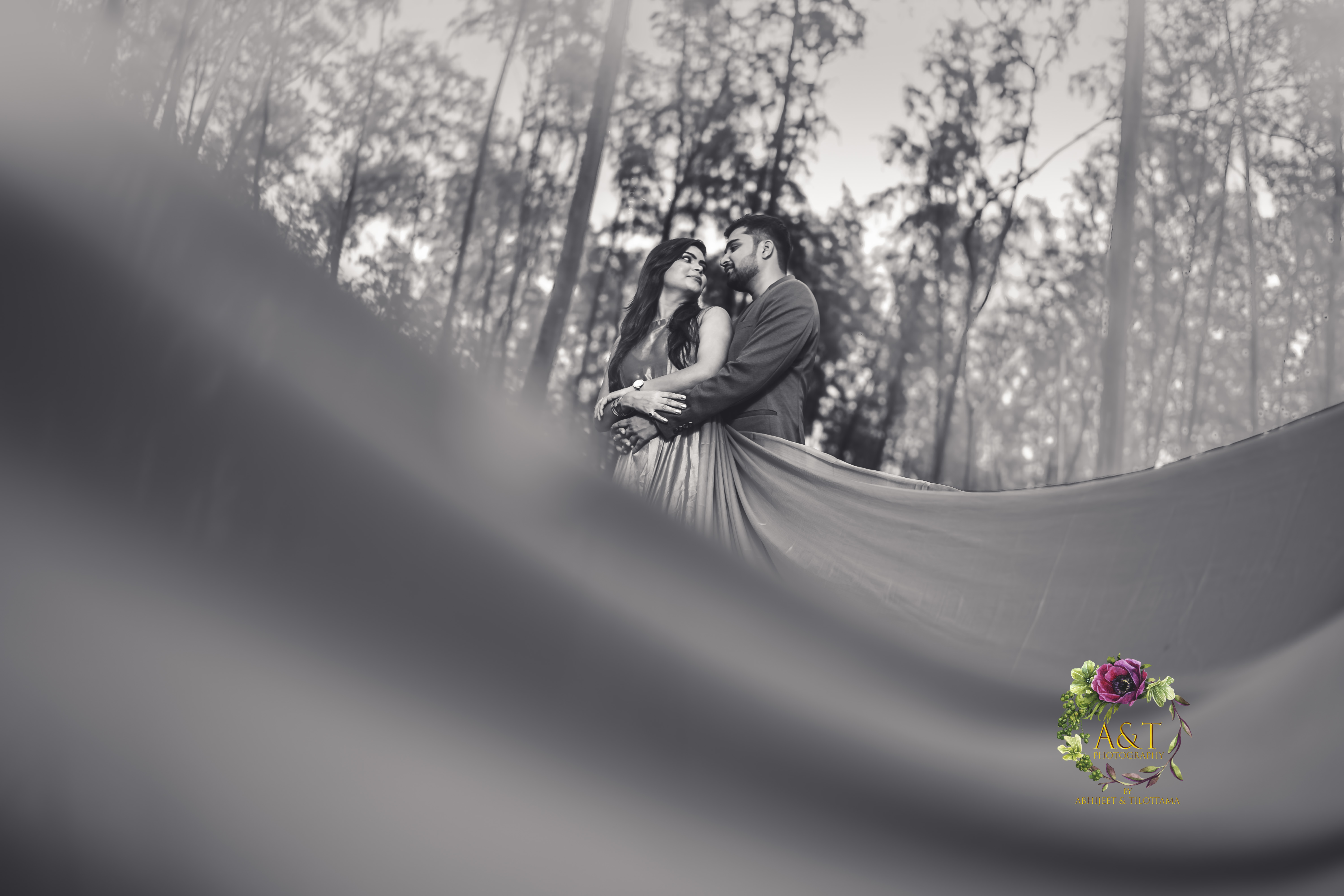 Monil & Vandana's Fairytail Pre-wedding Photoshoot in the lush green forest