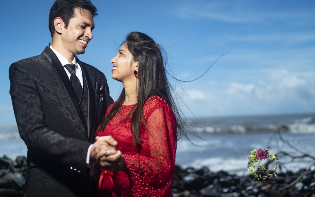 Adorable Pre-Wedding Photoshoot of Anil & Priyanka at the Sea-shore of Alibaug, Pune
