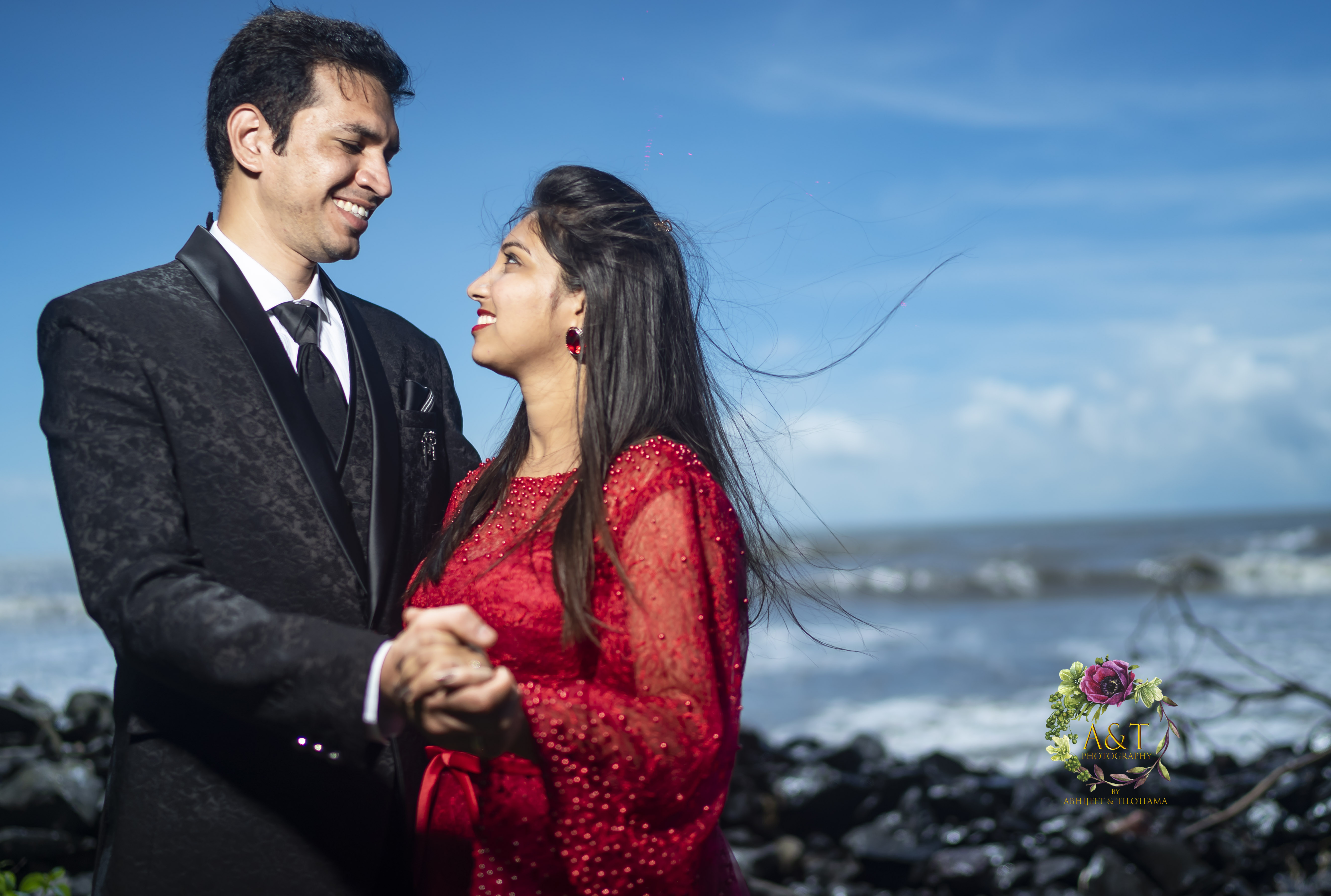 Anil & Priyanka were enjoying each other's company at their Adorable Pre-Wedding Photoshoot at the Sea-shore of Alibaug, Pune.