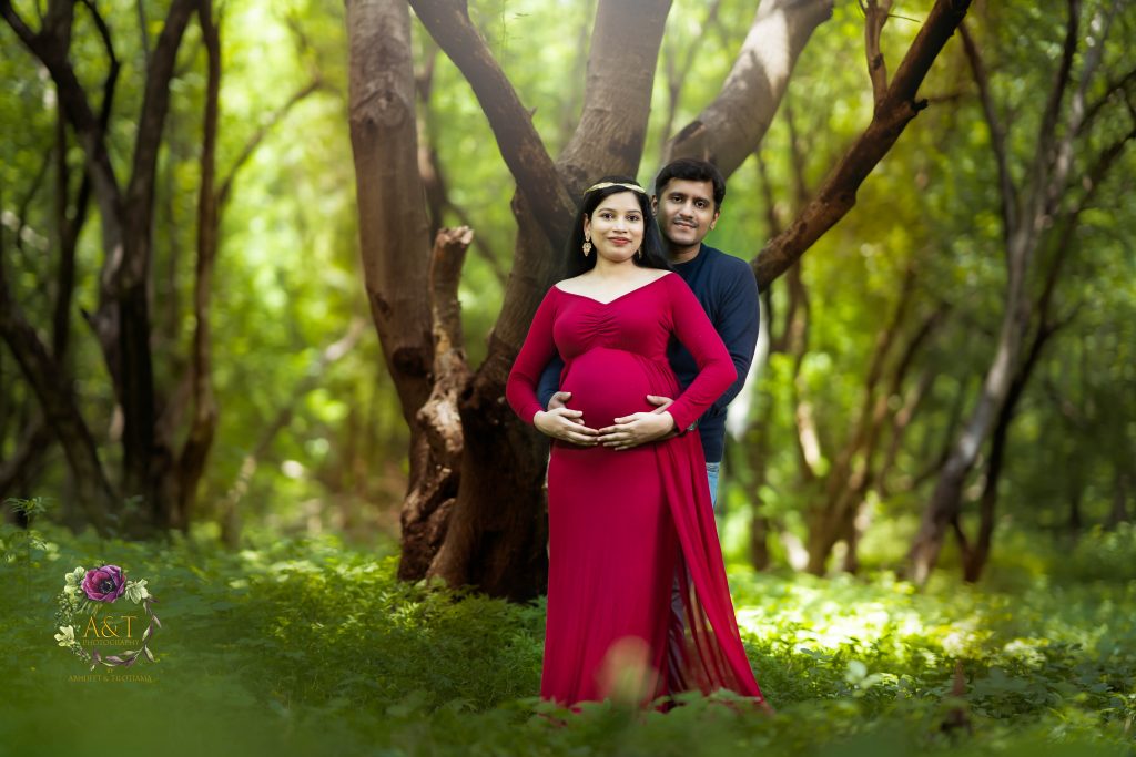 Kartiki & Aniket wanted to feel the every breath of their baby during Maternity Photoshoot in the thick Forest of Pune.