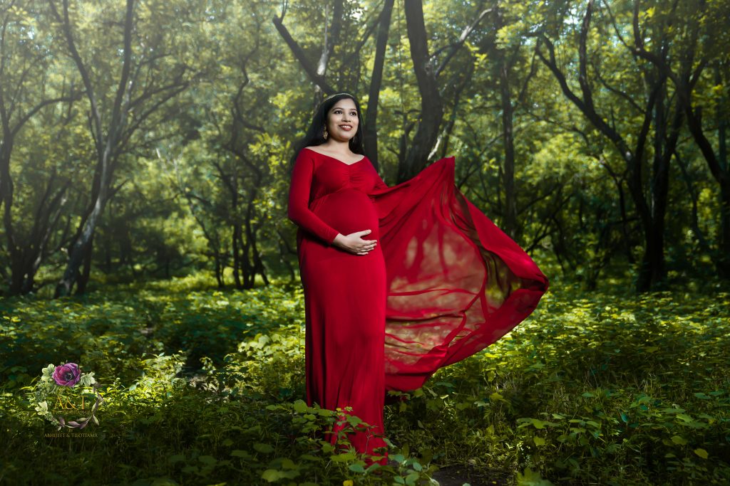 The every tree of that forest was welcoming her unborn baby during her Pathetic Maternity Photoshoot in Pune.
