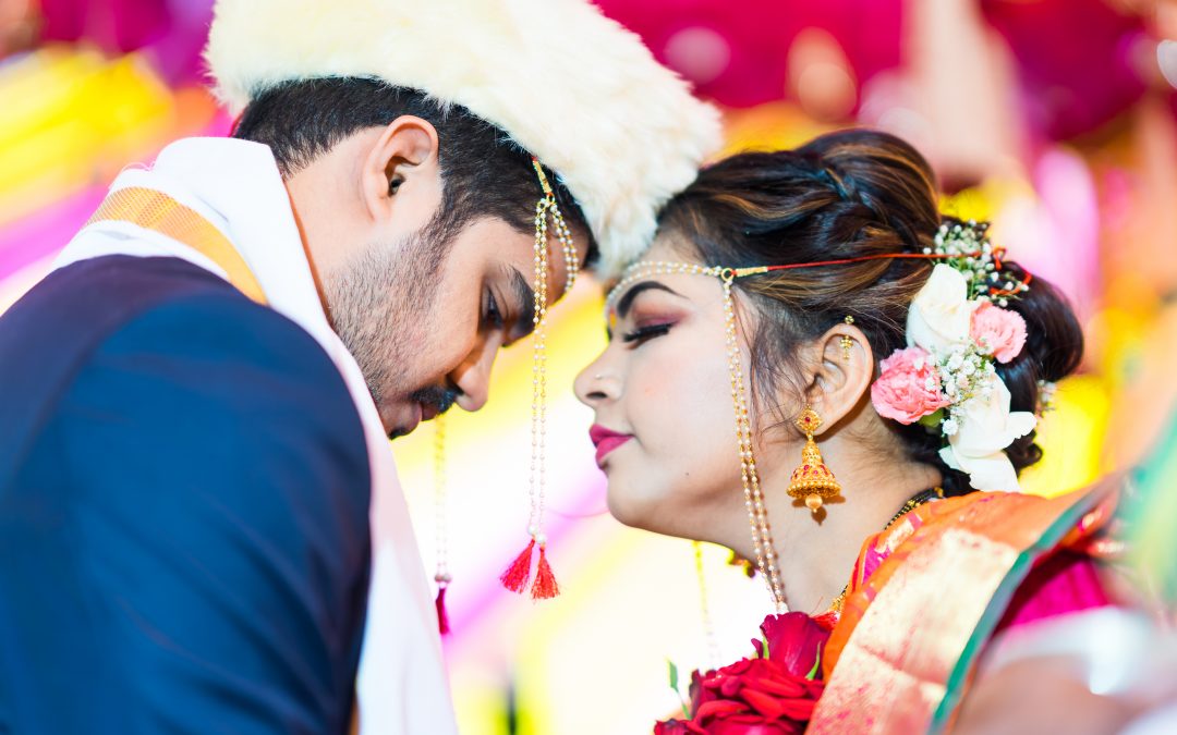Where do I find Top Candid Wedding Photographers in Pune?