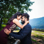 Abhinav-Diya-prewedding-in-lavasa-romantic-couple-010
