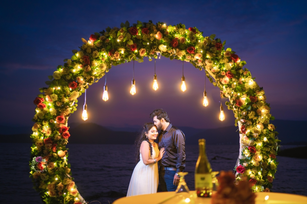 Amazing Sunset Pre-wedding by best wedding photographer in pune