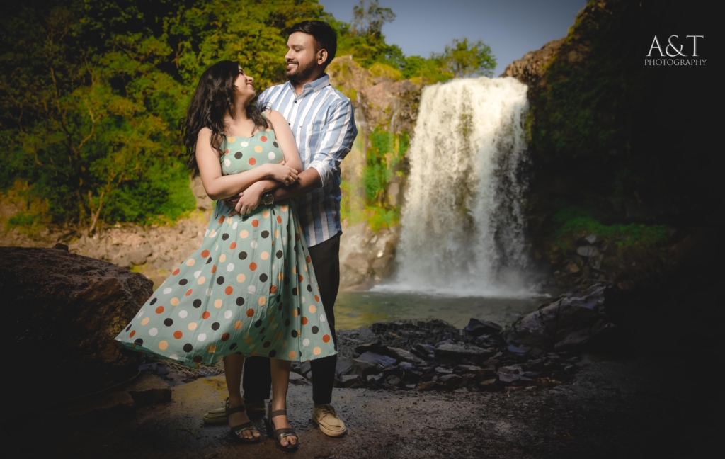 Pre-wedding Shoot near Waterfall by Best Pre-wedding Photographer in Pune